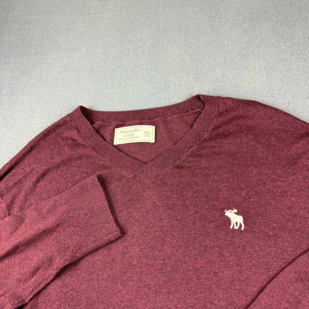 Abercrombie & Fitch Sweater Men's 2XL Burgundy V-Neck Embroidered Moose Cotton